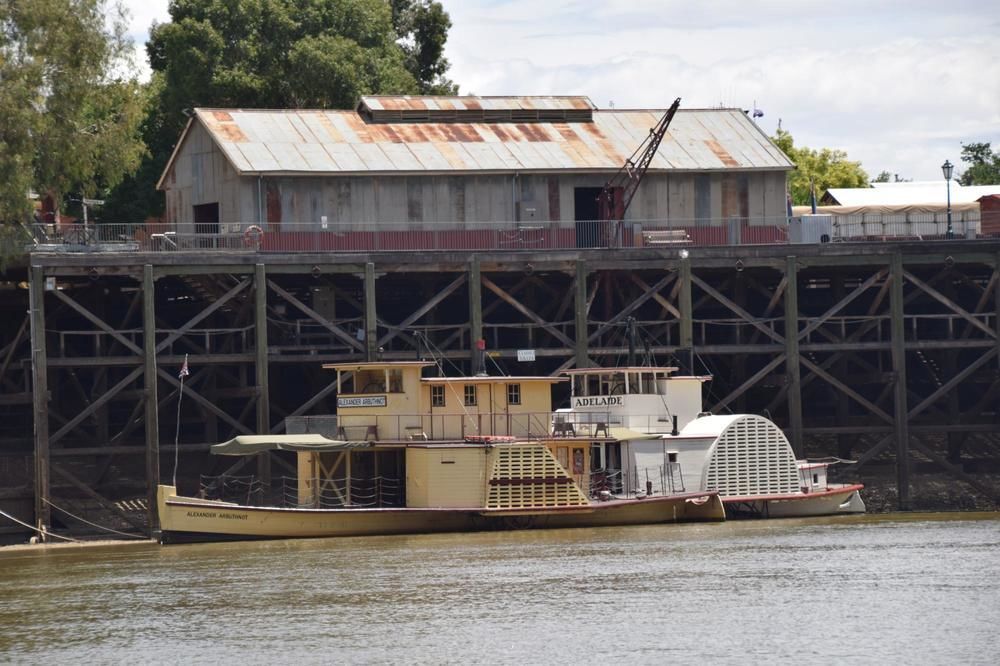 Big River Motel Echuca Extérieur photo